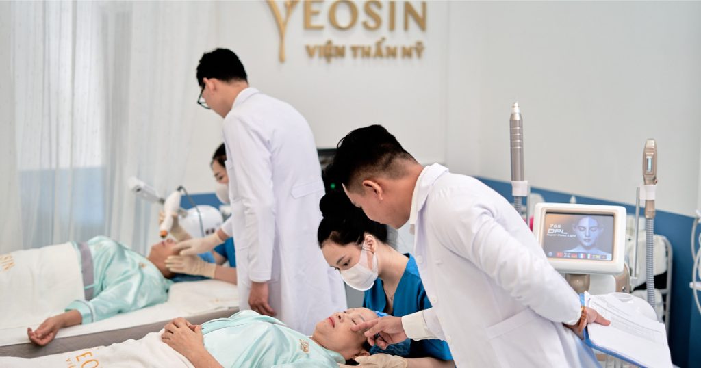 Lý do bạn nên đến Viện Thẩm Mỹ Yeosin để điều trị rạn da
