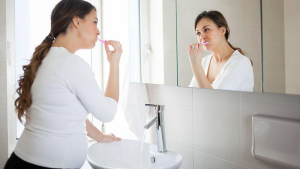 Bà bầu bị hôi miệng phải làm sao