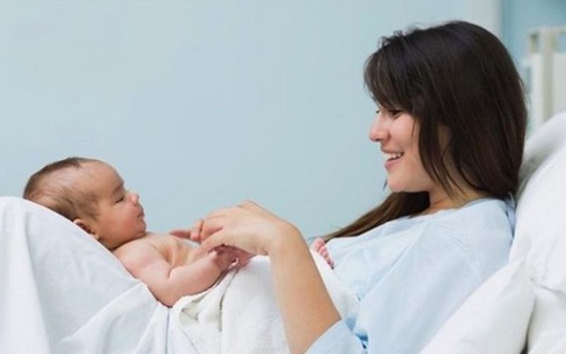 Mùi hôi bà đẻ: Nguyên nhân, cách xử lý và lưu ý chăm sóc sau sinh 4 mùi hôi bà đẻ