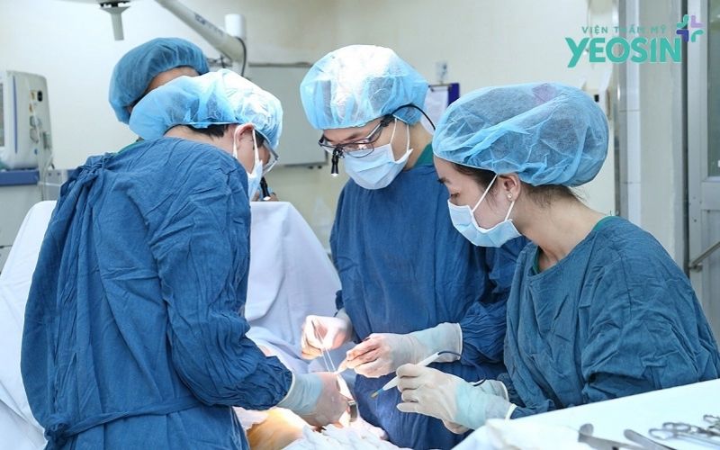 Nâng Ngực Treo Sa Trễ: Giải Pháp Lấy Lại Vòng 1 Săn Chắc, Tự Nhiên