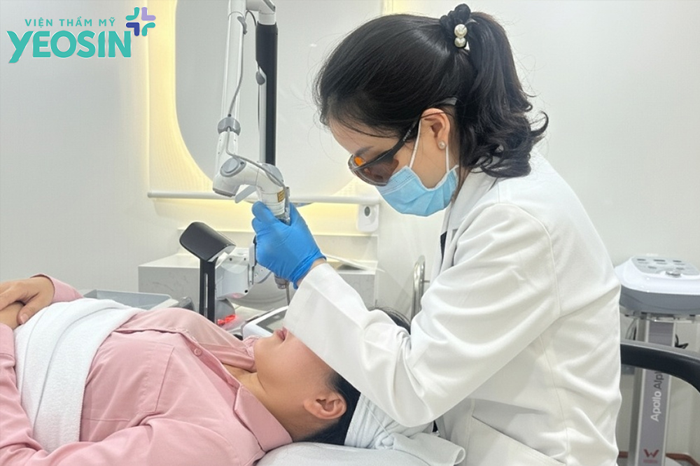 Quy trình xóa xăm môi bằng laser Picosure Pro